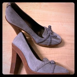 Grey Guess Nike Air pumps